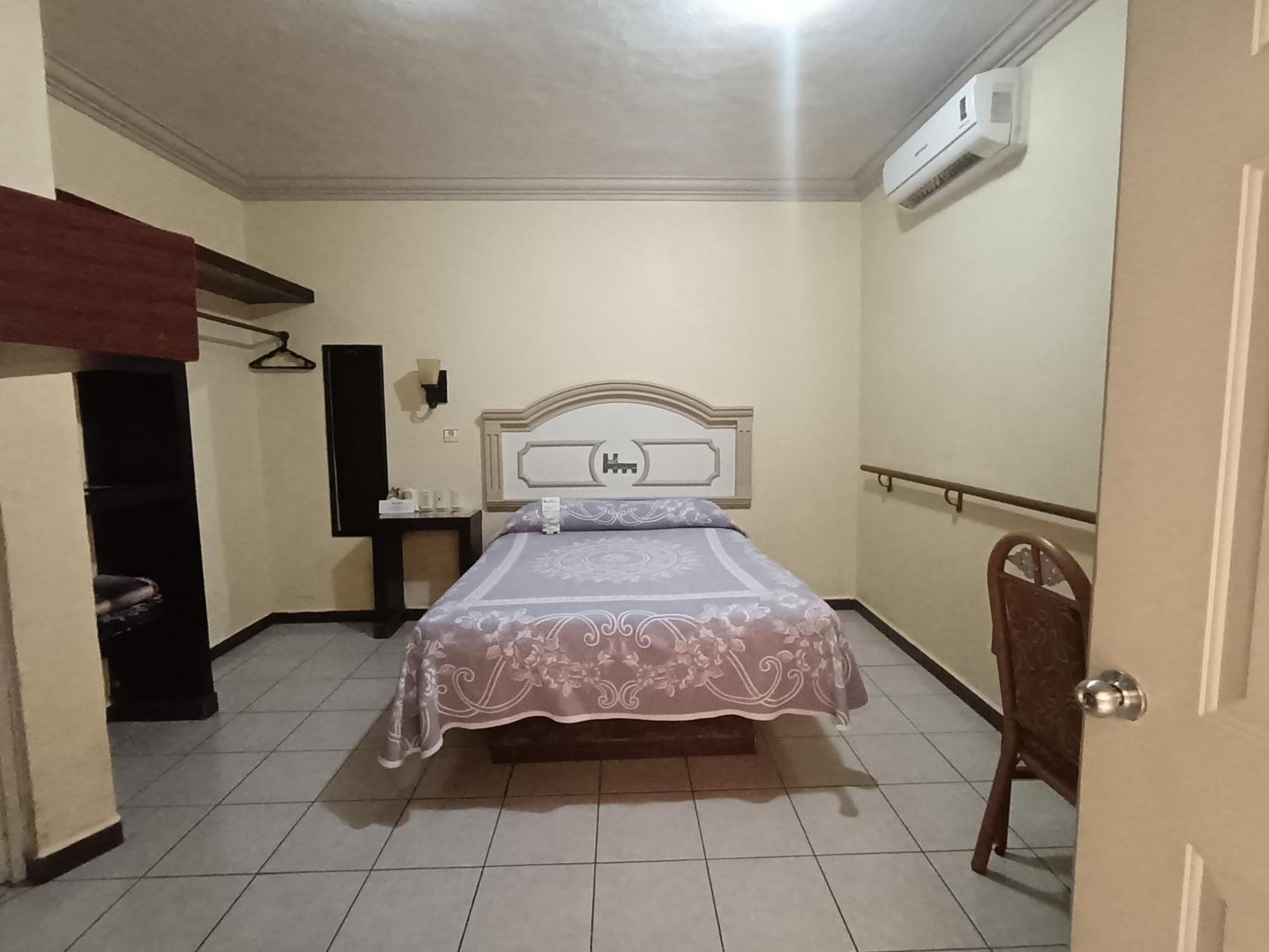 Hotel La Merced Colima Exterior photo