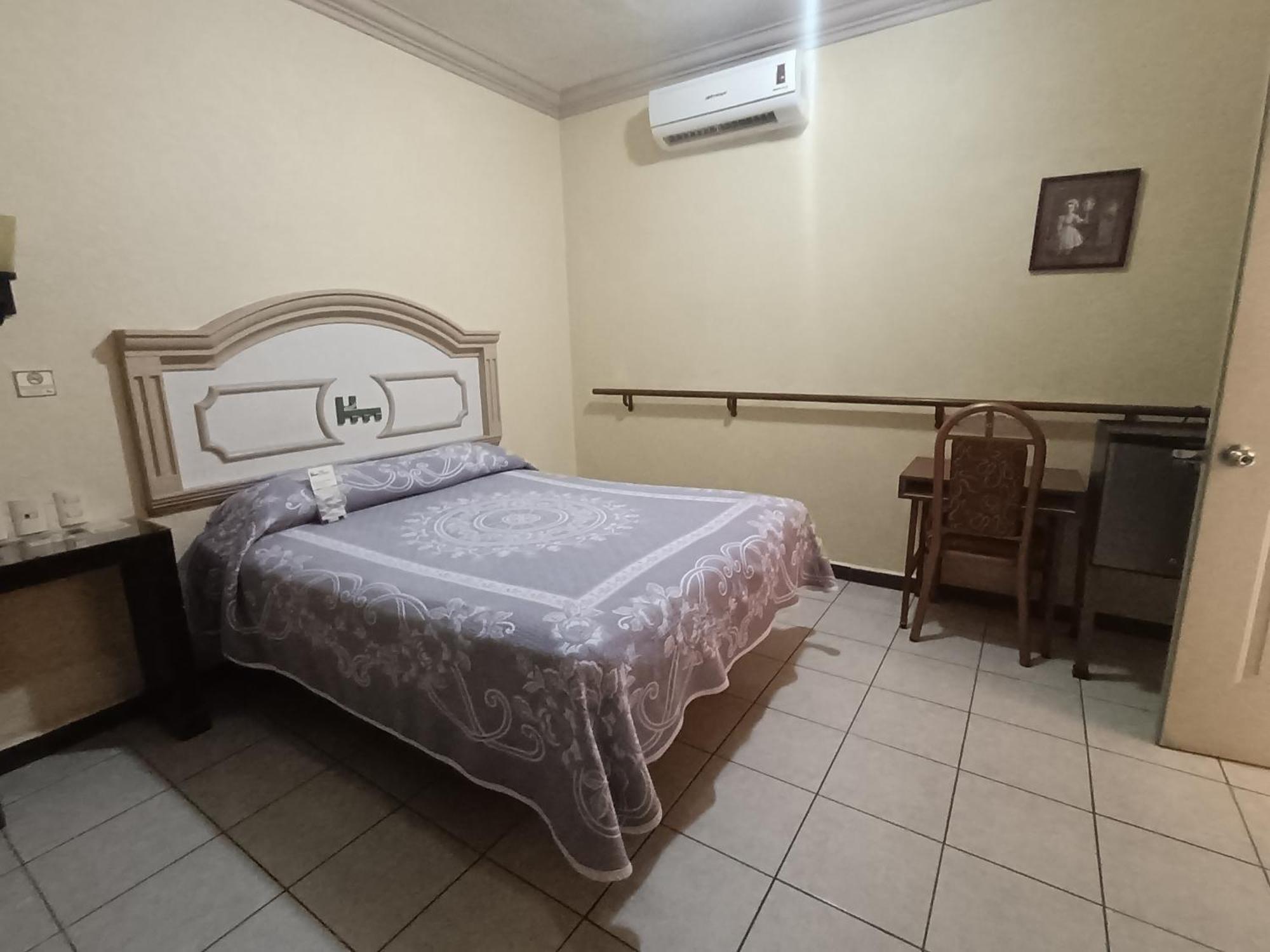 Hotel La Merced Colima Exterior photo