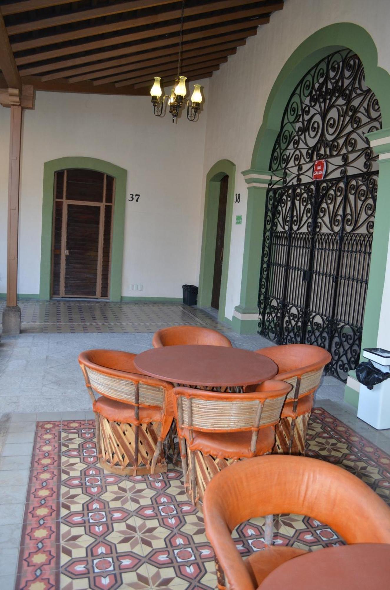 Hotel La Merced Colima Exterior photo