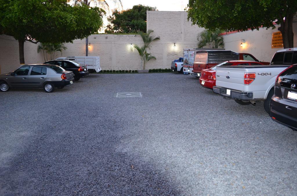 Hotel La Merced Colima Exterior photo